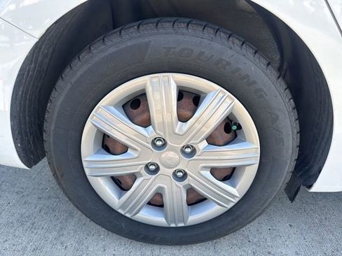Used 2022 Kia Rio S FWD image 23