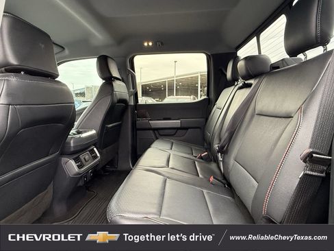 Used 2022 Ford F150 Lariat w/ FX4 Off-Road Package AWD/4WD image 34