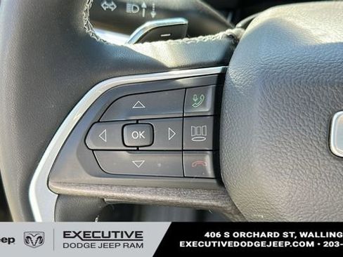 Used 2023 Jeep Grand Cherokee 4WD 4xe image 14
