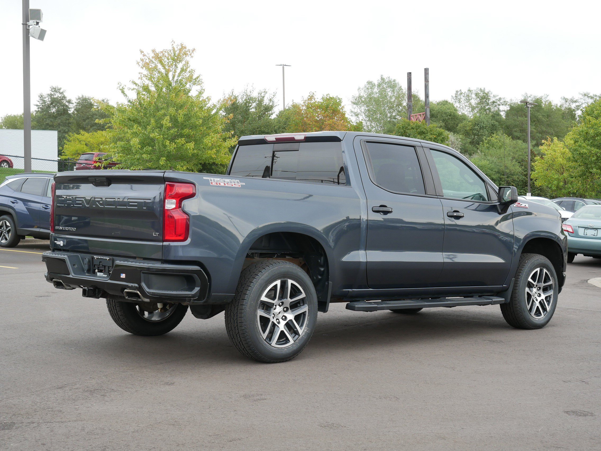 Used 2020 Chevrolet Silverado 1500 LT Trail Boss AWD/4WD image 6