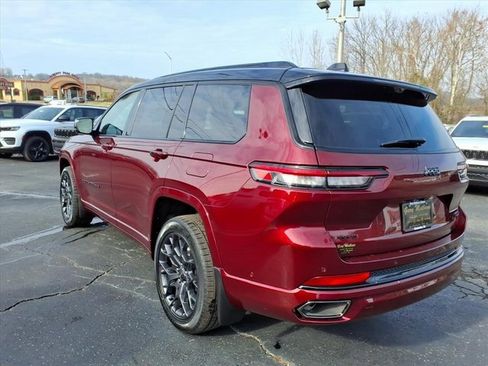 New 2025 Jeep Grand Cherokee L Summit image 4