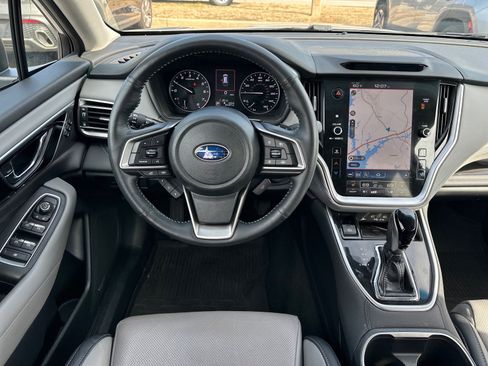 Used 2022 Subaru Outback Limited image 7