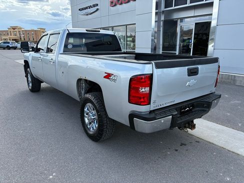 Used 2014 Chevrolet Silverado 3500 LT w/ Interior Plus Package AWD/4WD image 4