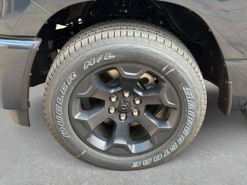 New 2026 RAM 1500 Express AWD/4WD image 11