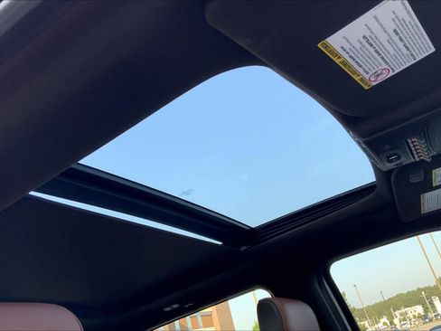 Used 2021 Ford F250 King Ranch w/ King Ranch Ultimate Package image 13