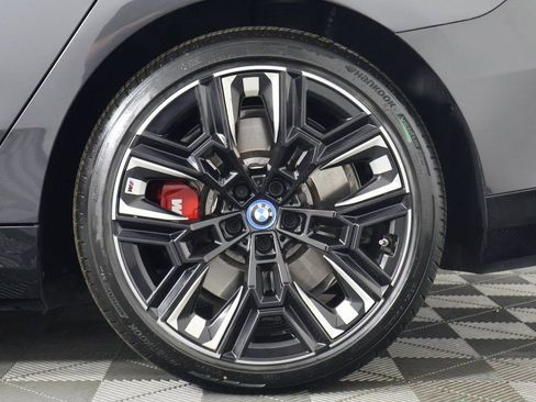Used 2024 BMW i5 M60 w/ Premium Package image 16