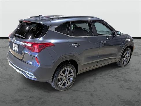 Used 2021 Kia Seltos S AWD/4WD image 4