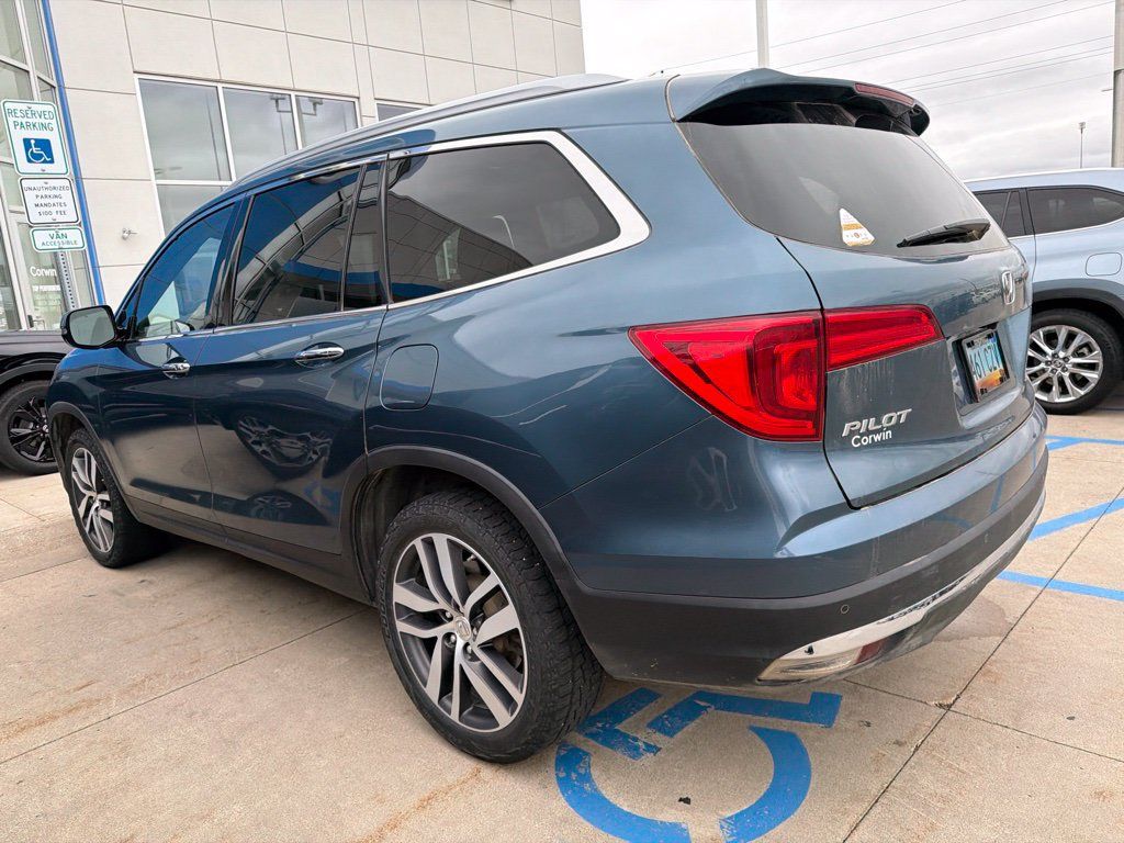 Used 2016 Honda Pilot Touring image 5
