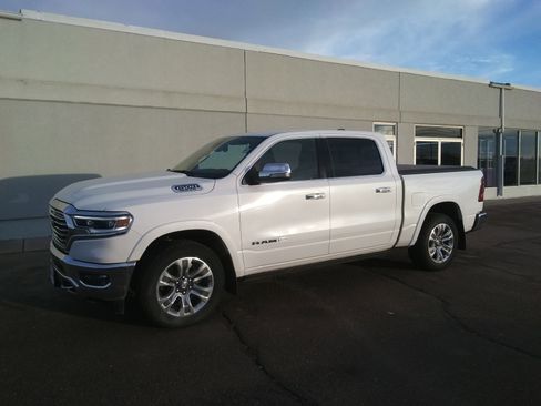 Used 2020 RAM 1500 Limited image 2