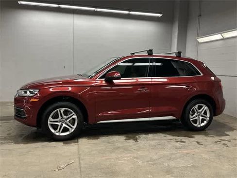 Used 2018 Audi Q5 2.0T Premium Plus w/ Premium Plus Package image 2