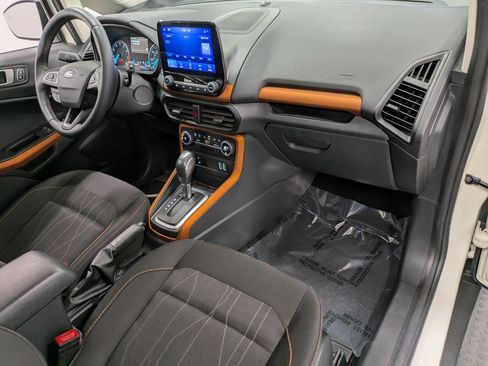 Used 2021 Ford EcoSport SE w/ SE Convenience Package image 29