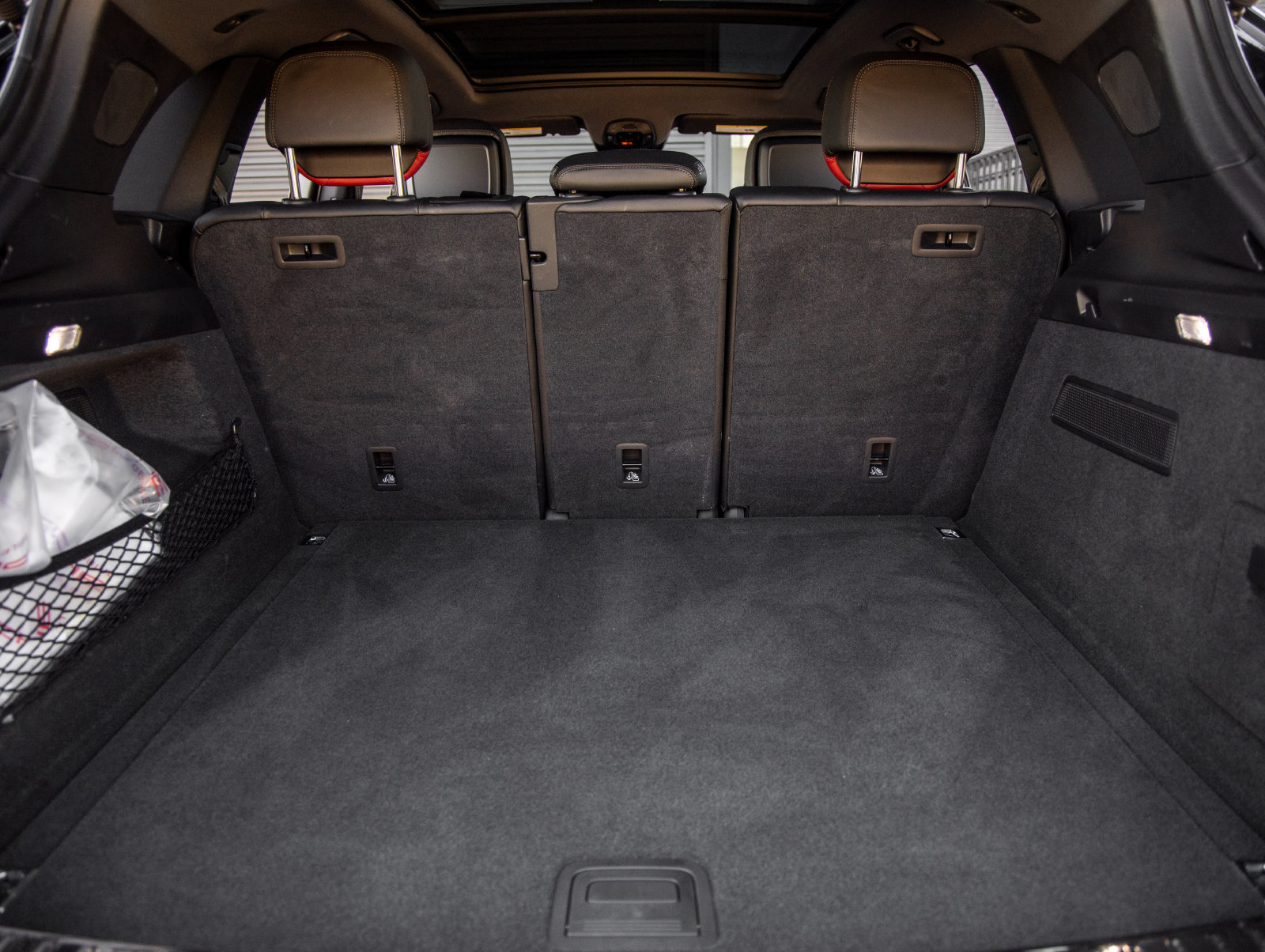 Certified 2026 Porsche Cayenne AWD/4WD image 38