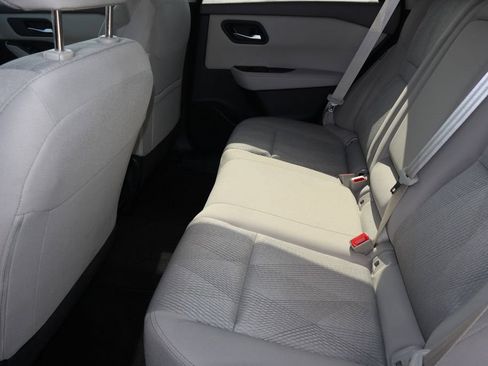 Certified 2025 Nissan Rogue SV AWD/4WD image 18
