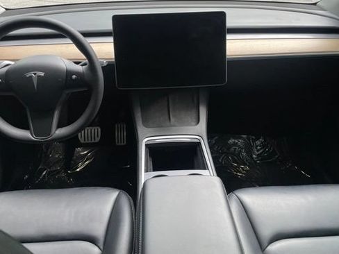 Used 2023 Tesla Model Y Performance AWD/4WD image 15