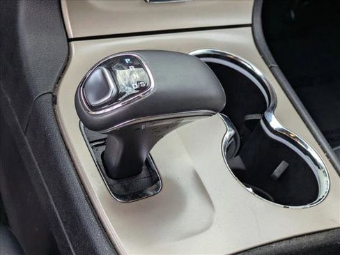 Used 2014 Jeep Grand Cherokee Limited RWD image 14