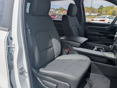 Used 2025 RAM 1500 Big Horn AWD/4WD image 34