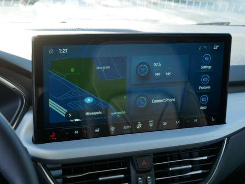 Used 2025 Ford Escape SE w/ PHEV Premium Package image 22