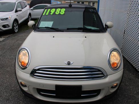 Used 2015 MINI Cooper Convertible image 17