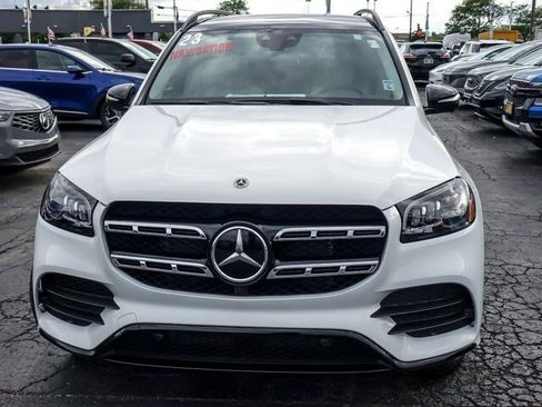 Used 2023 Mercedes-Benz GLS 450 4MATIC image 5