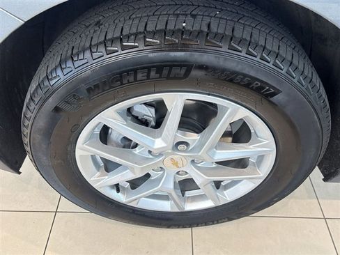 Used 2024 Chevrolet Equinox LT w/ LPO, Floor Liner Package FWD image 32
