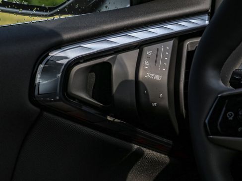 New 2025 BMW X3 xDrive30i w/ Premium Package image 12