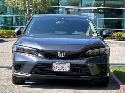 Certified 2024 Honda Civic EX-L image 9