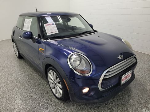Used 2014 MINI Cooper 2-Door Hardtop FWD image 3
