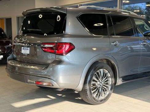 Used 2019 INFINITI QX80 Luxe w/ 22" Wheel Package AWD/4WD image 11