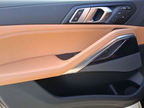 New 2026 BMW X6 xDrive40i w/ Executive Package image 12