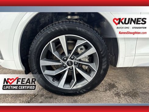 Used 2024 Audi Q5 2.0T Premium Plus image 16