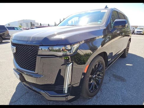 Used 2022 Cadillac Escalade Sport w/ Touring Package RWD image 2