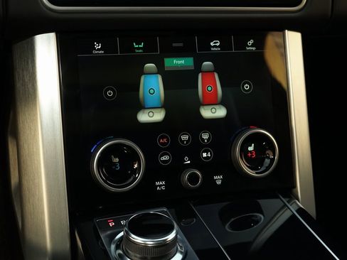 Used 2019 Land Rover Range Rover Supercharged image 18