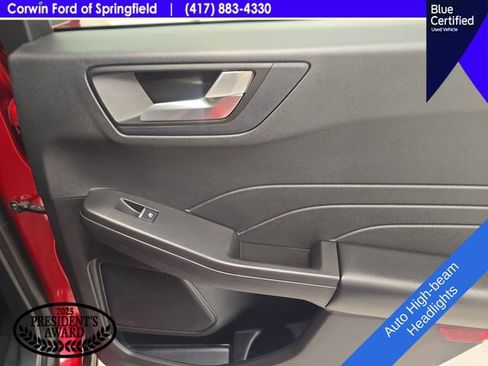 Certified 2021 Ford Escape SE w/ SE Sport Appearance Package FWD image 15