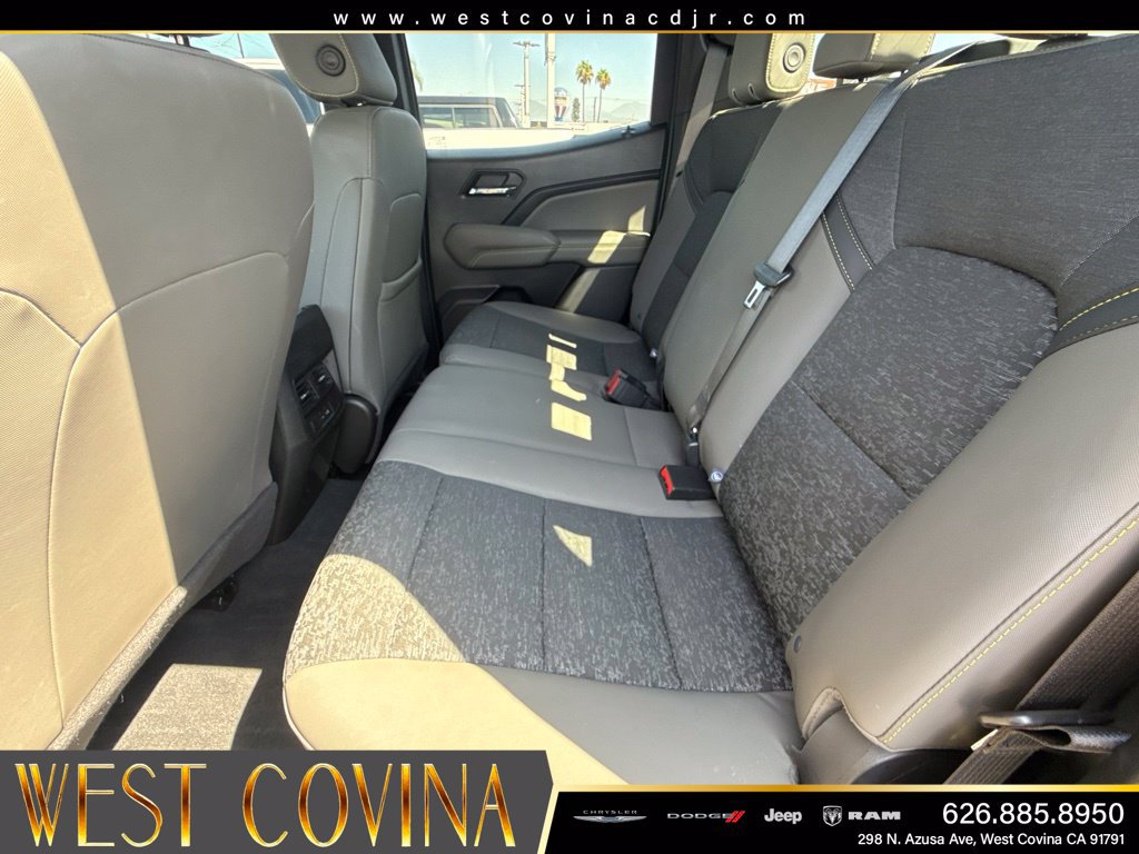 Used 2024 Chevrolet Colorado ZR2 AWD/4WD image 28