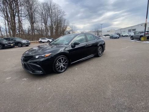 Certified 2023 Toyota Camry SE image 10