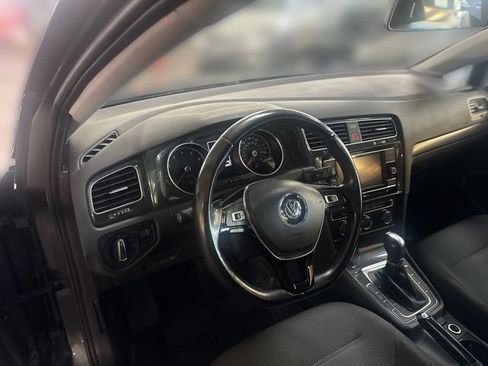 Used 2019 Volkswagen Golf S FWD image 12