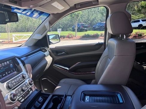 Used 2019 Chevrolet Tahoe Premier AWD/4WD image 26