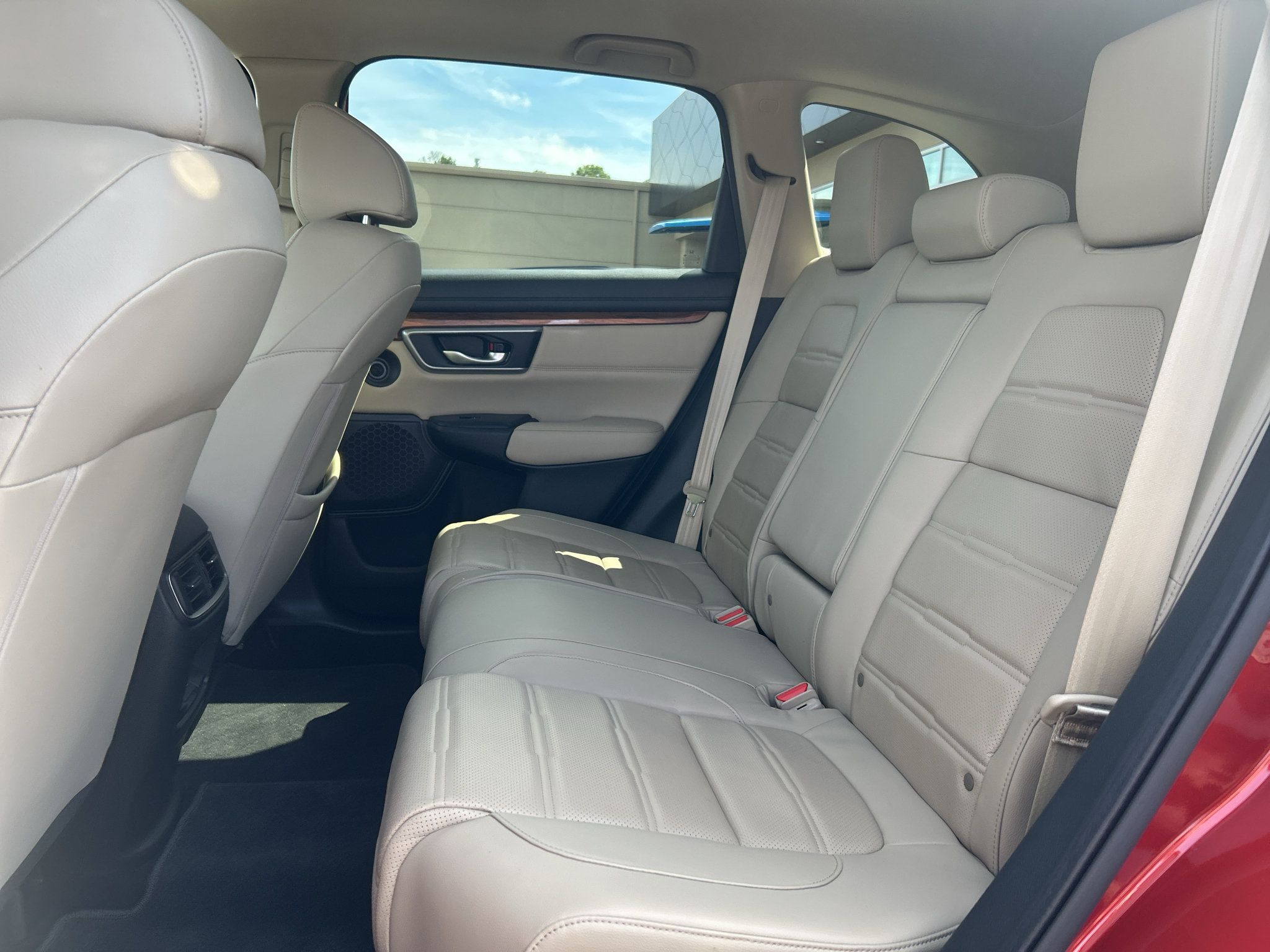Used 2017 Honda CR-V Touring image 27