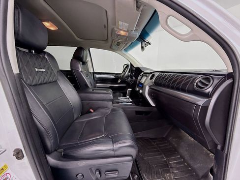 Used 2016 Toyota Tundra Platinum image 29