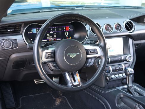 Used 2019 Ford Mustang GT Premium w/ GT Performance Package RWD image 18