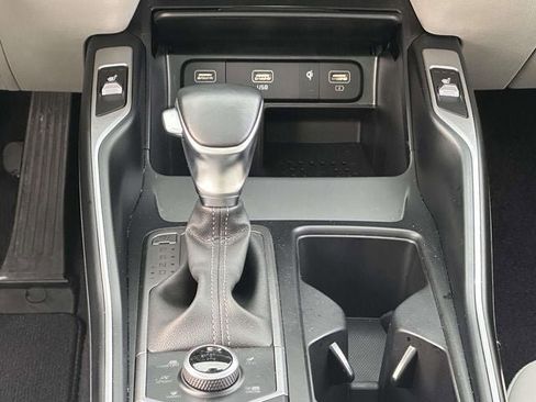 Used 2023 Kia Sorento S w/ Panoramic Sunroof Package image 25