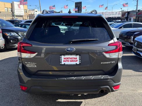 Used 2020 Subaru Forester Limited image 5