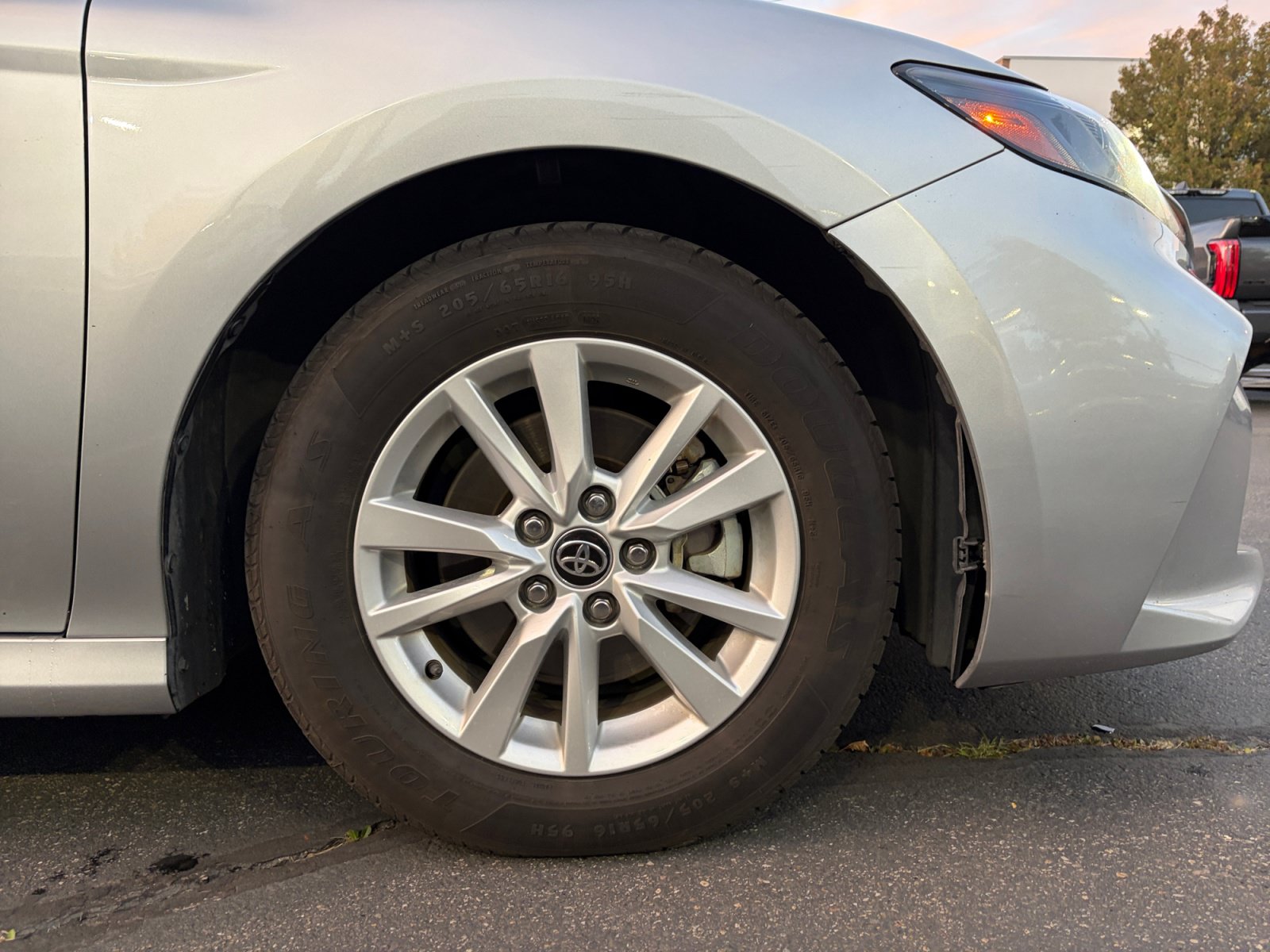 Used 2025 Toyota Camry LE FWD image 30
