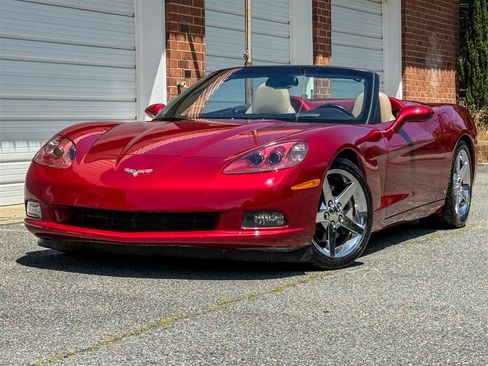 Used 2008 Chevrolet Corvette Convertible w/ Preferred Equipment Group RWD image 14