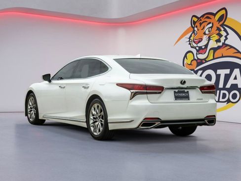 Used 2018 Lexus LS 500 w/ Interior Upgrade Package RWD image 7