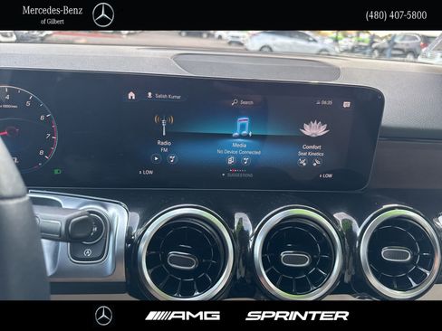 Certified 2022 Mercedes-Benz GLB 250 4MATIC image 25