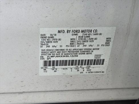 Used 2019 Lincoln Nautilus Select w/ Cargo Utility Package FWD image 17