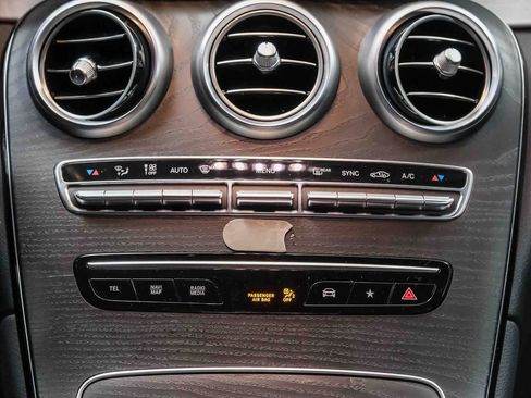 Certified 2021 Mercedes-Benz GLC 300 image 14