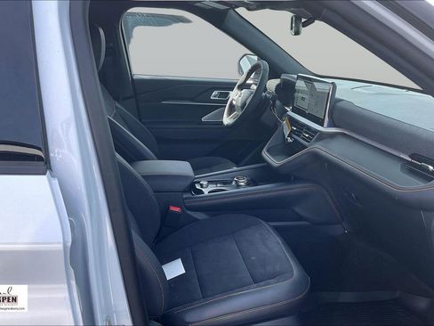 New 2026 Ford Explorer Tremor w/ Tremor Ultimate Package AWD/4WD image 8