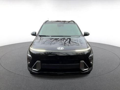 Used 2025 Hyundai Kona SEL image 4